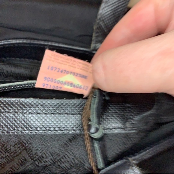 Bottega Veneta Tote w/mirror + authenticity card - Picture 13 of 15